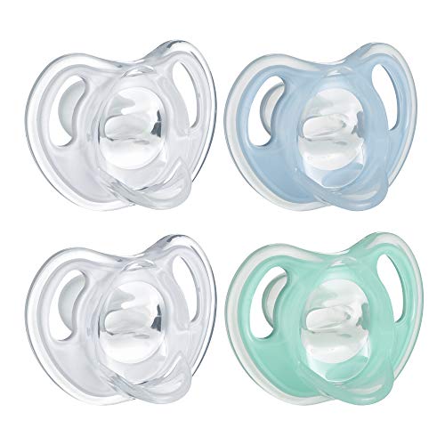 Tommee Tippee Ultra-Light Silicone Pacifier, Symmetrical Orthodontic Design, BPA-Free, One-Piece Design, Boy – 0-6m, 4pk